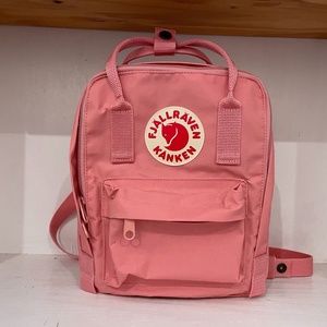 Fjallraven Kanken Mini Backpack (pink)